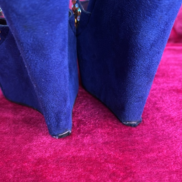Beautiful, royal blue wedges with stones💙 - Picture 2 of 2